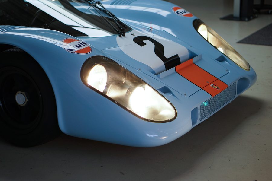 Porsche 917 – Frontansicht in der Werkstatt